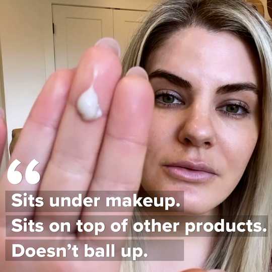@lauren.erro holds hand with blob of 003-Hy Hydrating Face Cream into camera. Quote in caption: